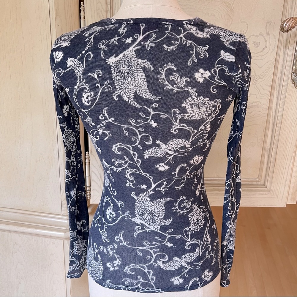 Lilly Pulitzer 100% Cotton Long-Sleeve Printed Sweater - Picture 5 of 9